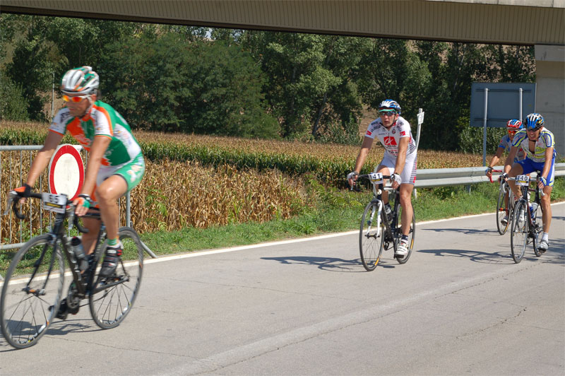 gal/2007/17 - Fondo Valdarbia - Arrivo lungo/DSC_1617-01.jpg